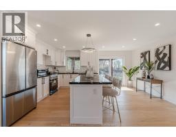 2588 MAYFAIR - 10