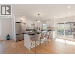 2588 MAYFAIR - 11