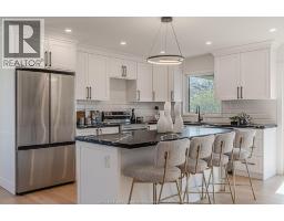 2588 MAYFAIR - 12