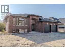 2588 MAYFAIR - 2