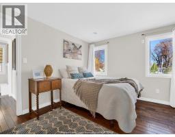 39 WOODBRIDGE DRIVE - 28