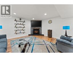 377 PIROLI CRESCENT - 29