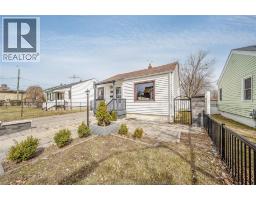 744 MCDOUGALL STREET - 3