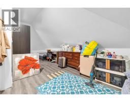 539 CAMPBELL AVENUE - 17