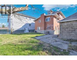 539 CAMPBELL AVENUE - 43