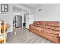 539 CAMPBELL AVENUE - 8