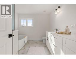 2466 PARTINGTON AVENUE - 23