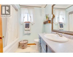 18 AZAR AVENUE - 23