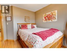 18 AZAR AVENUE - 26