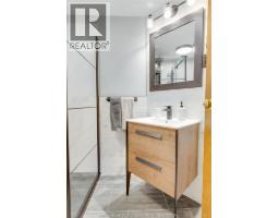 18 AZAR AVENUE - 37