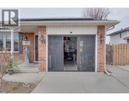 18 AZAR AVENUE - 5