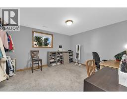 482 THORN RIDGE - 10