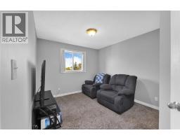 482 THORN RIDGE - 15