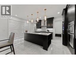 570 ORCHARD CRESCENT - 6