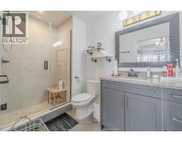 3817 Howard AVENUE UnitNo. 403 - 11