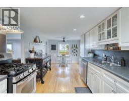 374 LAKEWOOD DRIVE - 24