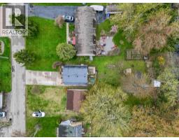 374 LAKEWOOD DRIVE - 8
