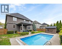 1335 MAPLE - 40