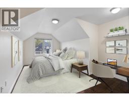 1335 MAPLE - 42