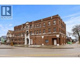 581 CATARAQUI STREET - 3