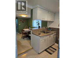 3595 QUEEN - 12