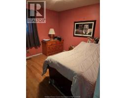 3595 QUEEN - 17