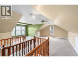 1441 RIVERSIDE DRIVE East - 35