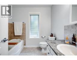 210 Dieppe CRESCENT - 20