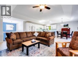 210 Dieppe CRESCENT - 4