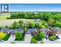 210 Dieppe CRESCENT - 44