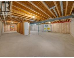 640 COMMISSO CRESCENT - 24