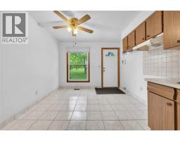 4650-4666 CABOTO DRIVE - 10