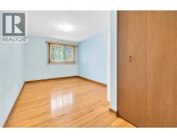 4650-4666 CABOTO DRIVE - 12
