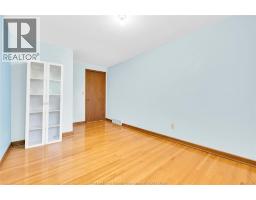 4650-4666 CABOTO DRIVE - 13