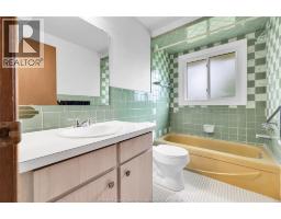 4650-4666 CABOTO DRIVE - 14