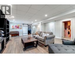 924 Driftwood CRESCENT - 24