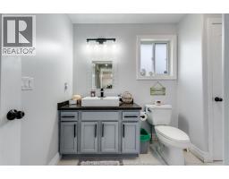 924 Driftwood CRESCENT - 28