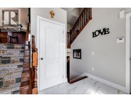 924 Driftwood CRESCENT - 29