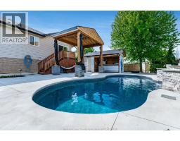 924 Driftwood CRESCENT - 36