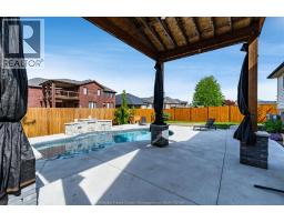 924 Driftwood CRESCENT - 37