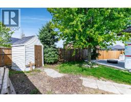 924 Driftwood CRESCENT - 41