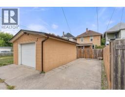 785 MOY AVENUE - 35