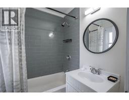 1239-47 RICHMOND STREET - 16