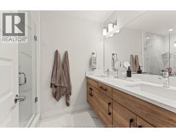 735 BROWNSTONE ROAD - 37
