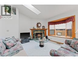 2360 LEONARD ROAD - 16