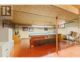 2360 LEONARD ROAD - 36