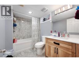 3598 RANKIN AVENUE - 32