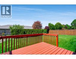 653 McNaughton AVENUE West - 38
