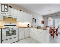 653 McNaughton AVENUE West - 8