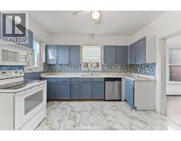 1143 LINCOLN ROAD - 11